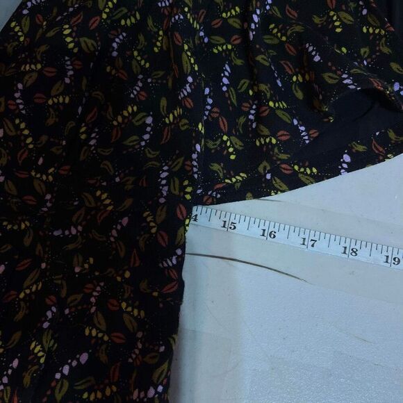 Free People Women's Meet Virginia Flora V-Neck Short Sleeve Romper Black Size 4 - Picture 12 of 12